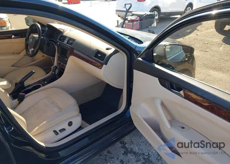 2013 Volkswagen Passat 2.0L Tdi Sel Premium z USA, uszkodzony, nr VIN 1VWCN7A35DC091008